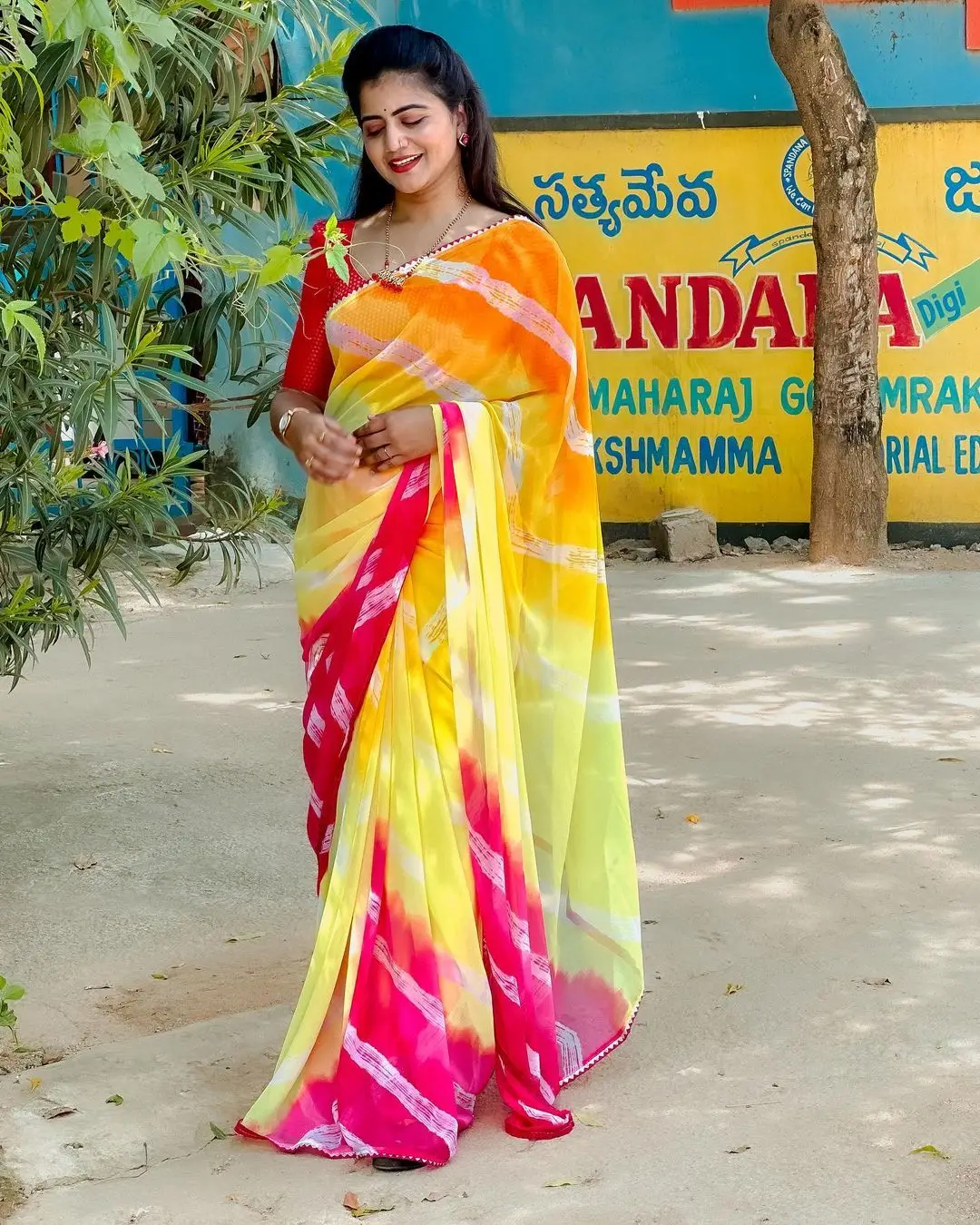 TV Actress Shiva Jyothi in Traditional Yellow Saree Blouse